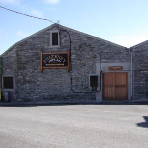 プルトニー外観